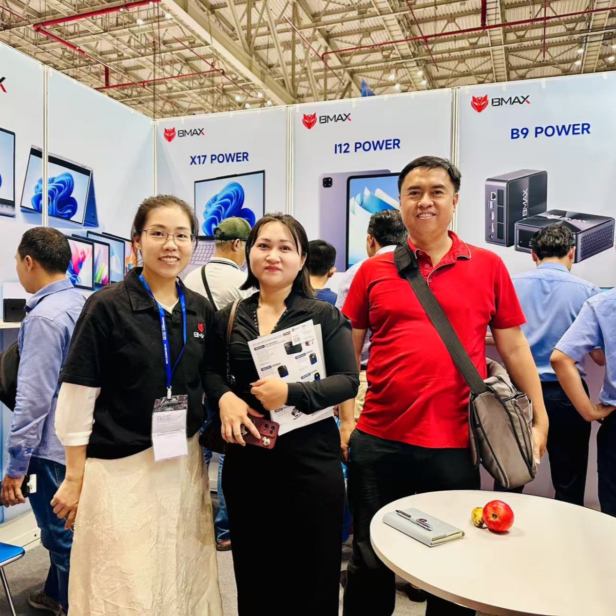 ハードコアの新製品、聴衆を見事に！ BMAXは、中国（ベトナム）輸出ブランド共同展示会に強く登場しました！